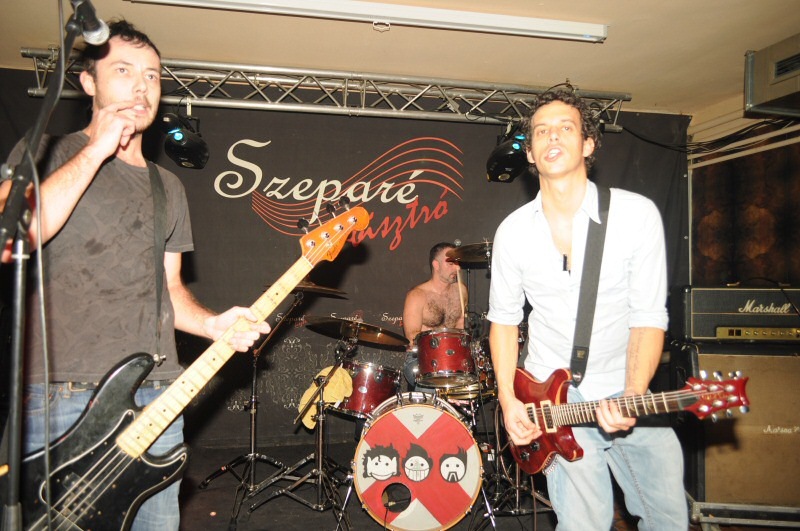 szorfdeszka.hu